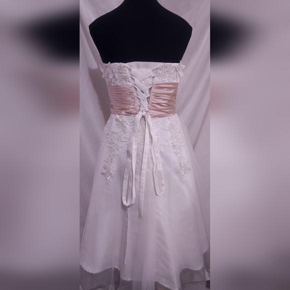 Wedding/prom dress - Picture 7 of 7